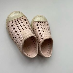 Native Shoes Jefferson light pink Shoes Size C5